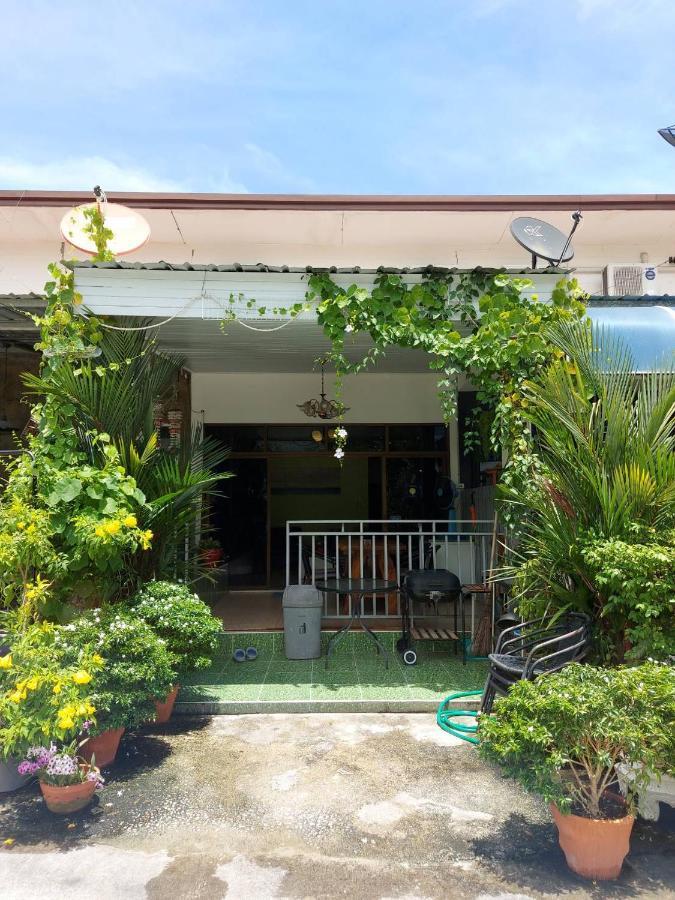 Baan Aomsub Hotel Koh Samet Exterior photo