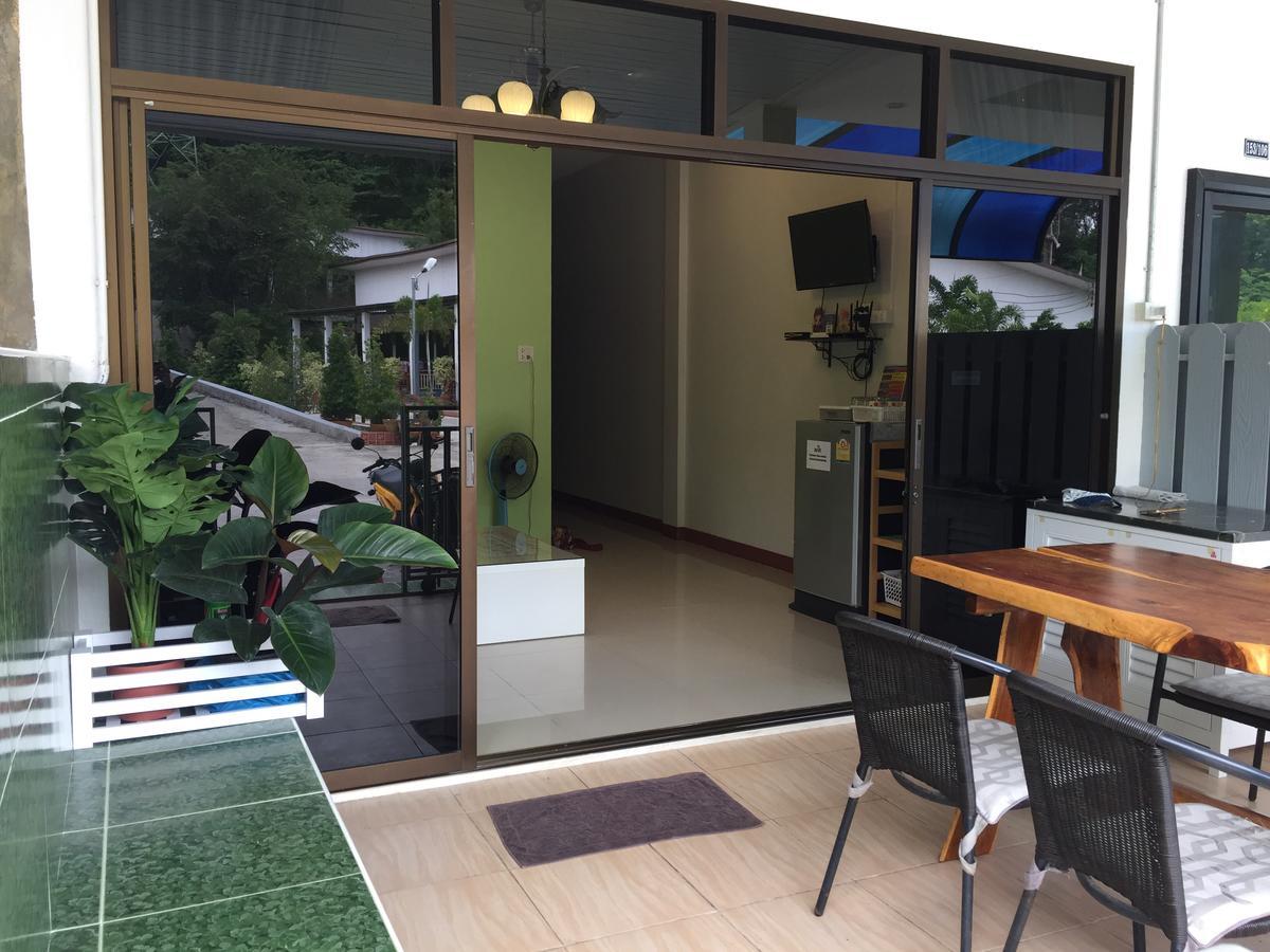 Baan Aomsub Hotel Koh Samet Exterior photo