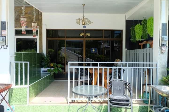 Baan Aomsub Hotel Koh Samet Exterior photo